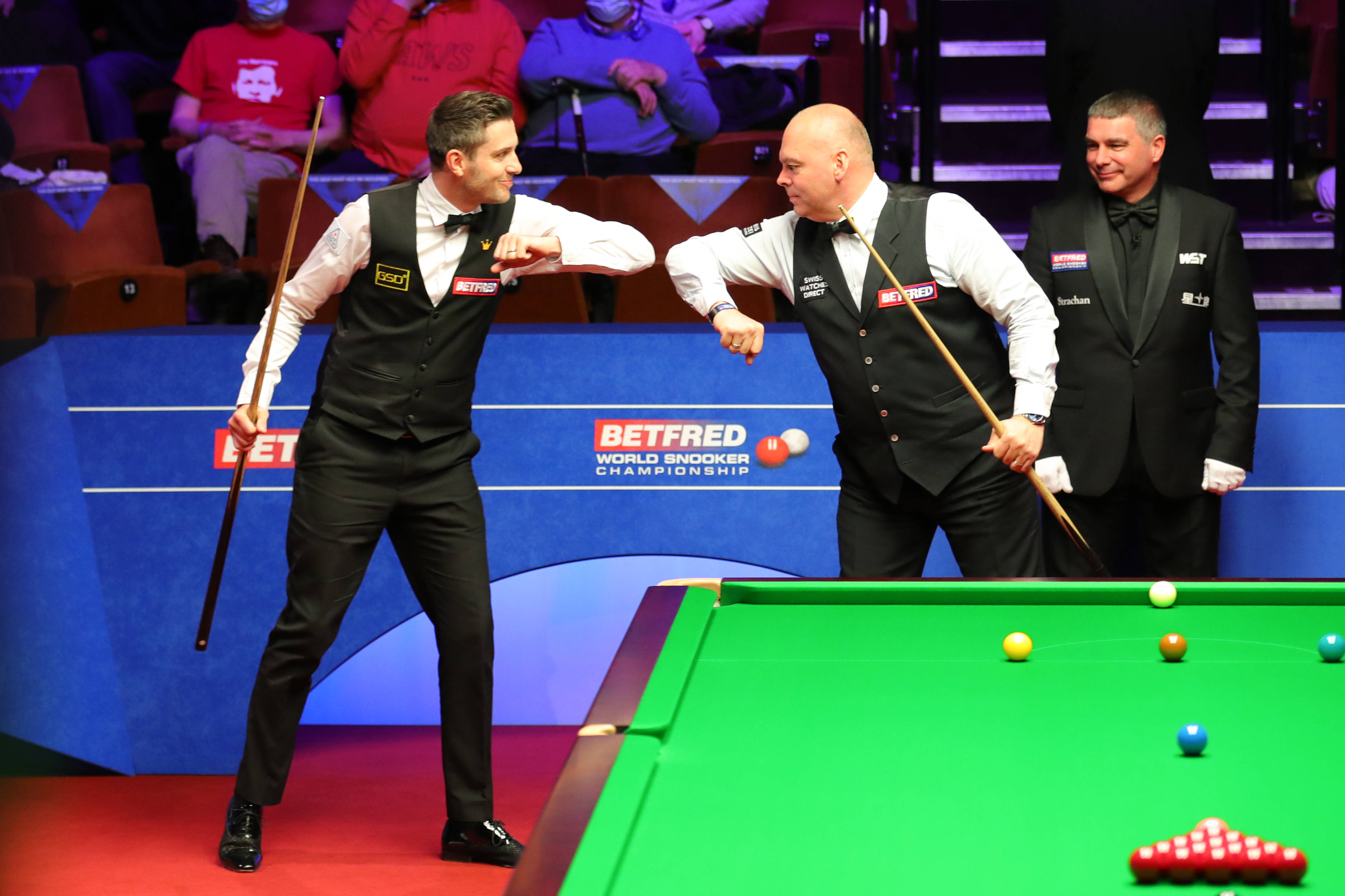 布莱恩特身 布莱恩特身