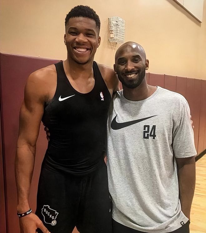 阵容风格与 阵容风格与